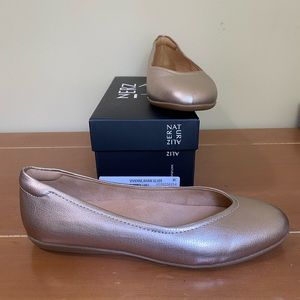Naturalizer Vivienne flats. Super comfortable and perfect for day to night!